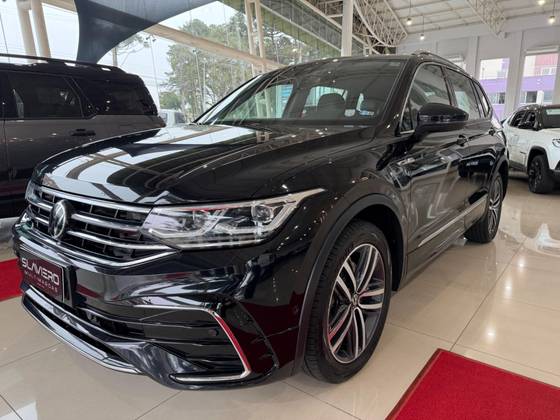VOLKSWAGEN TIGUAN 2.0 300 TSI GASOLINA ALLSPACE R-LINE AUTOMÁTICO VOLKSWAGEN TIGUAN 2.0 300 TSI GASOLINA ALLSPACE R-LINE AUTOMÁTICO